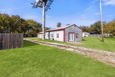 101 3rd Street, Valley View, TX 76272 - Photo 26