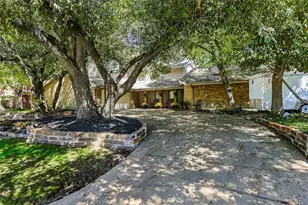 707 Findlay Dr, Arlington, TX 76012 - Photo 2