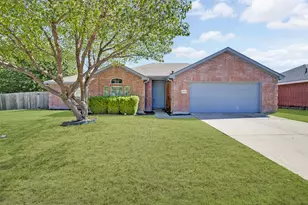 2724 Douglas Dr, McKinney, TX 75071 - Photo 1