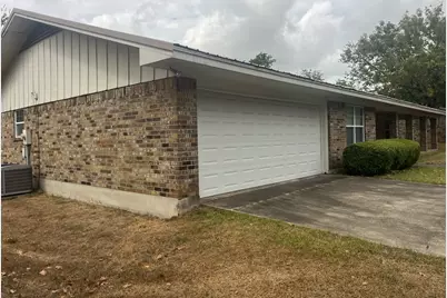 1402 Walnut, Clarksville, TX 75426 - Photo 2