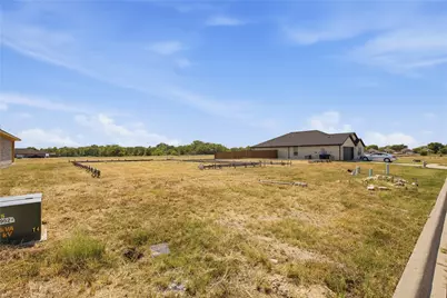 605 Greyson Lane, Greenville, TX 75402 - Photo 2