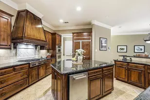 2726 Country Club Rd, Pantego, TX 76013 - Photo 8