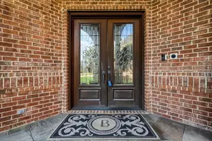 2726 Country Club Rd, Pantego, TX 76013 - Photo 2