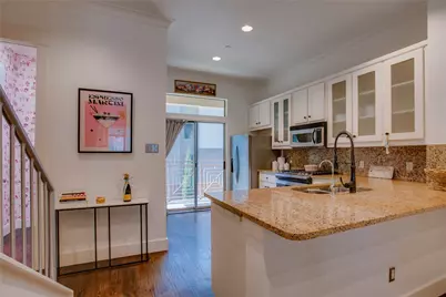3208 Wycliff Avenue #3208, Dallas, TX 75219 - Photo 8