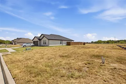 705 Greyson Lane, Greenville, TX 75402 - Photo 2