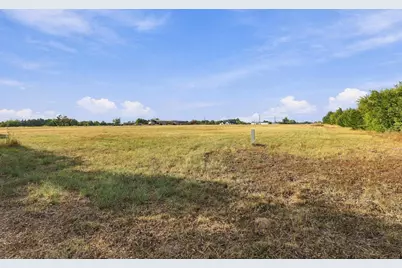177 Country Place Lane, Van Alstyne, TX 75495 - Photo 4
