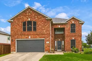 200 Ellicott Dr, Roanoke, TX 76262 - Photo 2