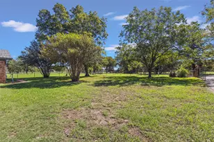 9591 Dripping Springs Rd, Denison, TX 75021 - Photo 6