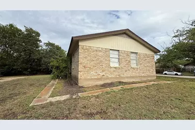 4916 McDougal Street, Greenville, TX 75401 - Photo 8