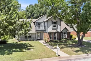2704 Wolff Dr, Arlington, TX 76015 - Photo 2