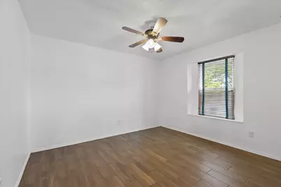 2704 Wolff Drive, Arlington, TX 76015 - Photo 10