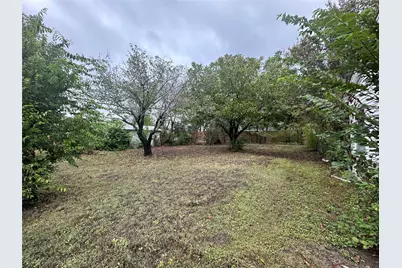 617 E 5th Street, Ferris, TX 75125 - Photo 22