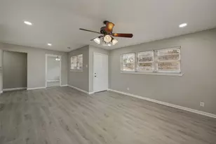 408 E Tucker Blvd, Arlington, TX 76010 - Photo 8