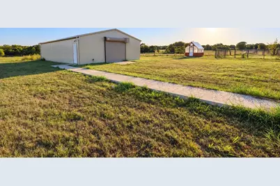 898 Farm Road 1700, Clarksville, TX 75426 - Photo 28