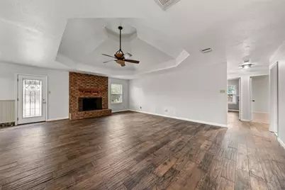 812 Regina Drive, Hewitt, TX 76643 - Photo 2