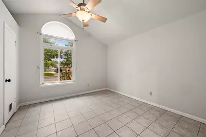812 Regina Drive, Hewitt, TX 76643 - Photo 10