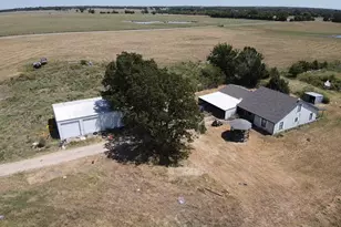 1635 Cr 33500, Sumner, TX 75486 - Photo 1