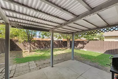 2221 Marble Falls Drive, Carrollton, TX 75007 - Photo 16