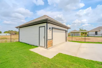 108 K Street, Meridian, TX 76665 - Photo 34