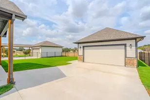 108 K St, Meridian, TX 76665 - Photo 32