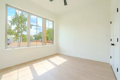 108 K Street, Meridian, TX 76665 - Photo 6