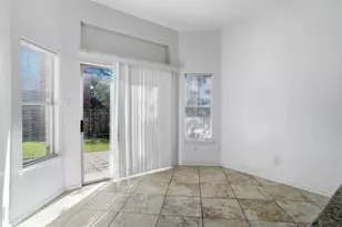 2447 Ranchview Dr, Grand Prairie, TX 75052 - Photo 12