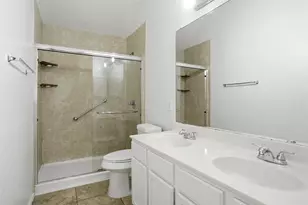 2447 Ranchview Dr, Grand Prairie, TX 75052 - Photo 18