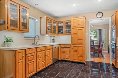 706 Giltin Court, Arlington, TX 76006 - Photo 4