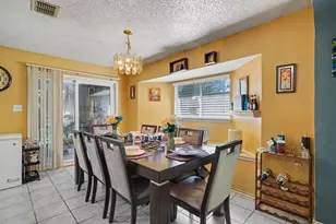 3136 Pine Valley Dr, Grand Prairie, TX 75052 - Photo 16
