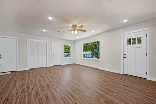 400 W Anita St, Sherman, TX 75092 - Photo 4