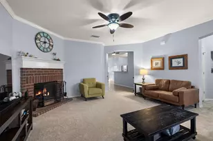 205 Saddlebrook Dr, Krum, TX 76249 - Photo 8