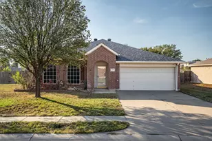 205 Saddlebrook Dr, Krum, TX 76249 - Photo 1