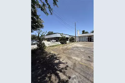336 W Hurst Boulevard, Hurst, TX 76053 - Photo 4
