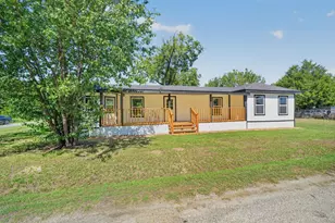 3016 Payne St, Wills Point, TX 75169 - Photo 2