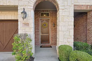 2812 Cedar Elm Dr, Carrollton, TX 75010 - Photo 2