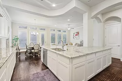 2812 Cedar Elm Drive, Carrollton, TX 75010 - Photo 6