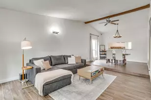 2101 Alder Trail, Grand Prairie, TX 75052 - Photo 4