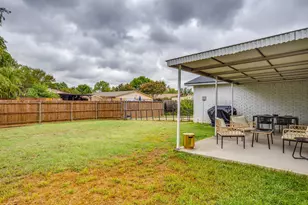 2101 Alder Trail, Grand Prairie, TX 75052 - Photo 34