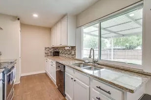2101 Alder Trail, Grand Prairie, TX 75052 - Photo 14