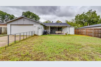 2101 Alder Trail, Grand Prairie, TX 75052 - Photo 36