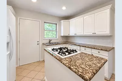 9926 Dresden Drive, Dallas, TX 75220 - Photo 6