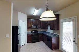 1201 Bernard St, Denton, TX 76201 - Photo 6