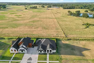 2012 Nichole Blvd, Pottsboro, TX 75076 - Photo 4