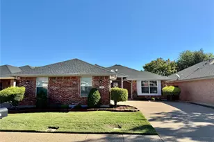 204 Bluebonnet Ln, Waxahachie, TX 75165 - Photo 2