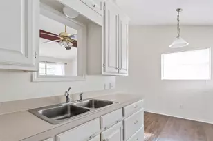 1811 Hidden Valley Rd, Granbury, TX 76049 - Photo 12