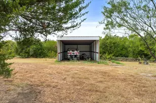 1097 County Road 3245, Hubbard, TX 76648 - Photo 14