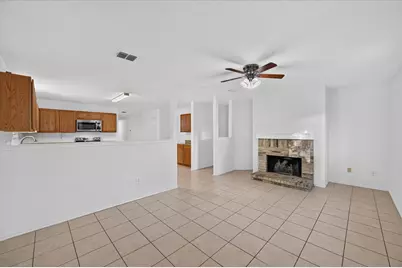 8417 Redheart Street, Arlington, TX 76002 - Photo 4