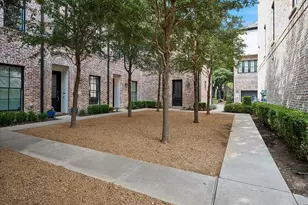 14957 Oak St, Addison, TX 75001 - Photo 1