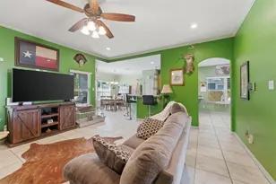 322 S S Bowie Dr, Weatherford, TX 76086 - Photo 16