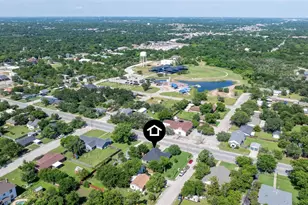 322 S Bowie Dr, Weatherford, TX 76086 - Photo 6